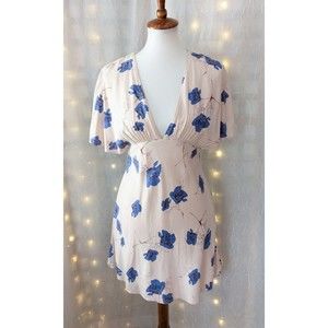 Free People 4 Melanie Dress Plunging V-Neck Short Sleeve Mini Floral Pearl Boho